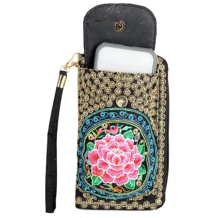 Wristlet: Embroidered (Two Colors)