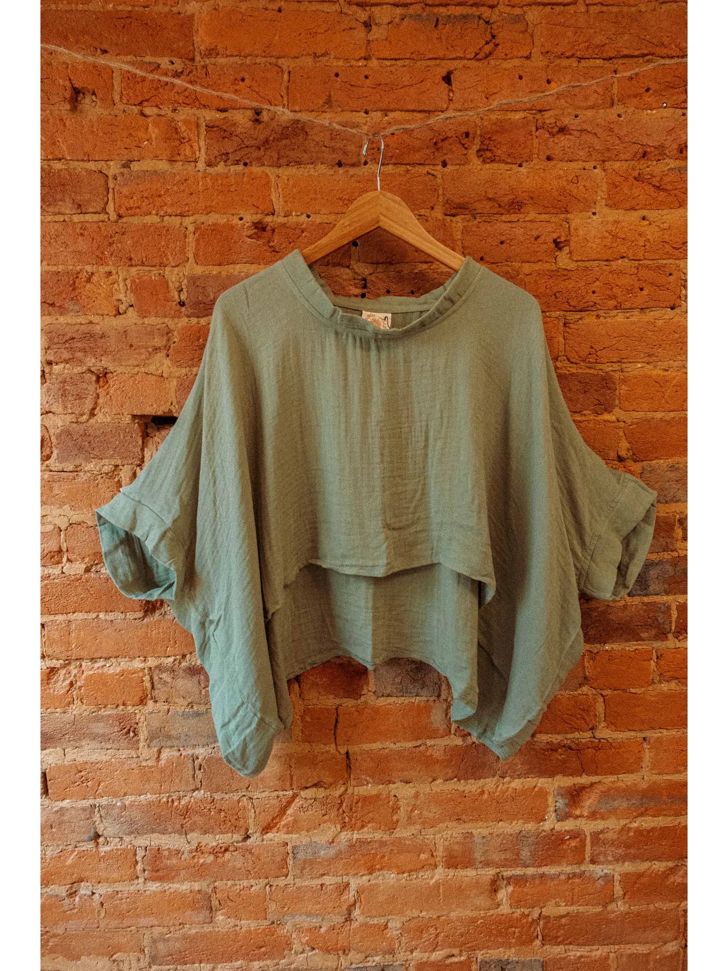 Blouse: Flowy Organic Cotton CROPPED (Three Colors)