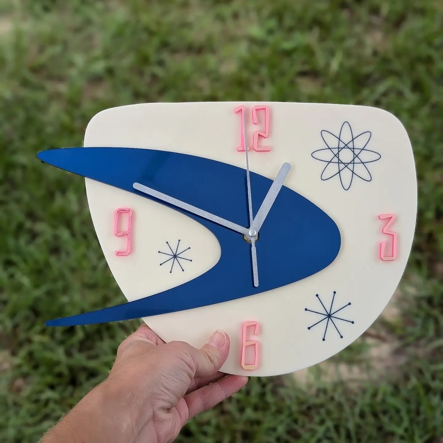 Clock: Mid Century Retro
