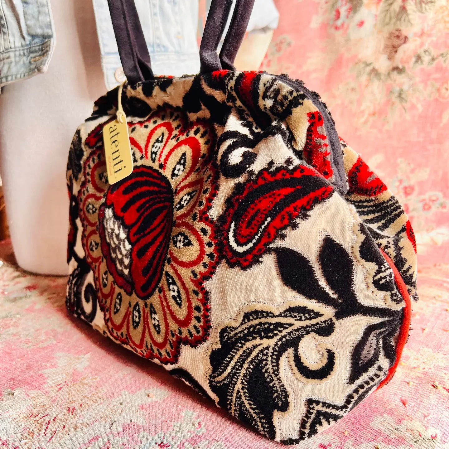 Carpet Bag: Paisley