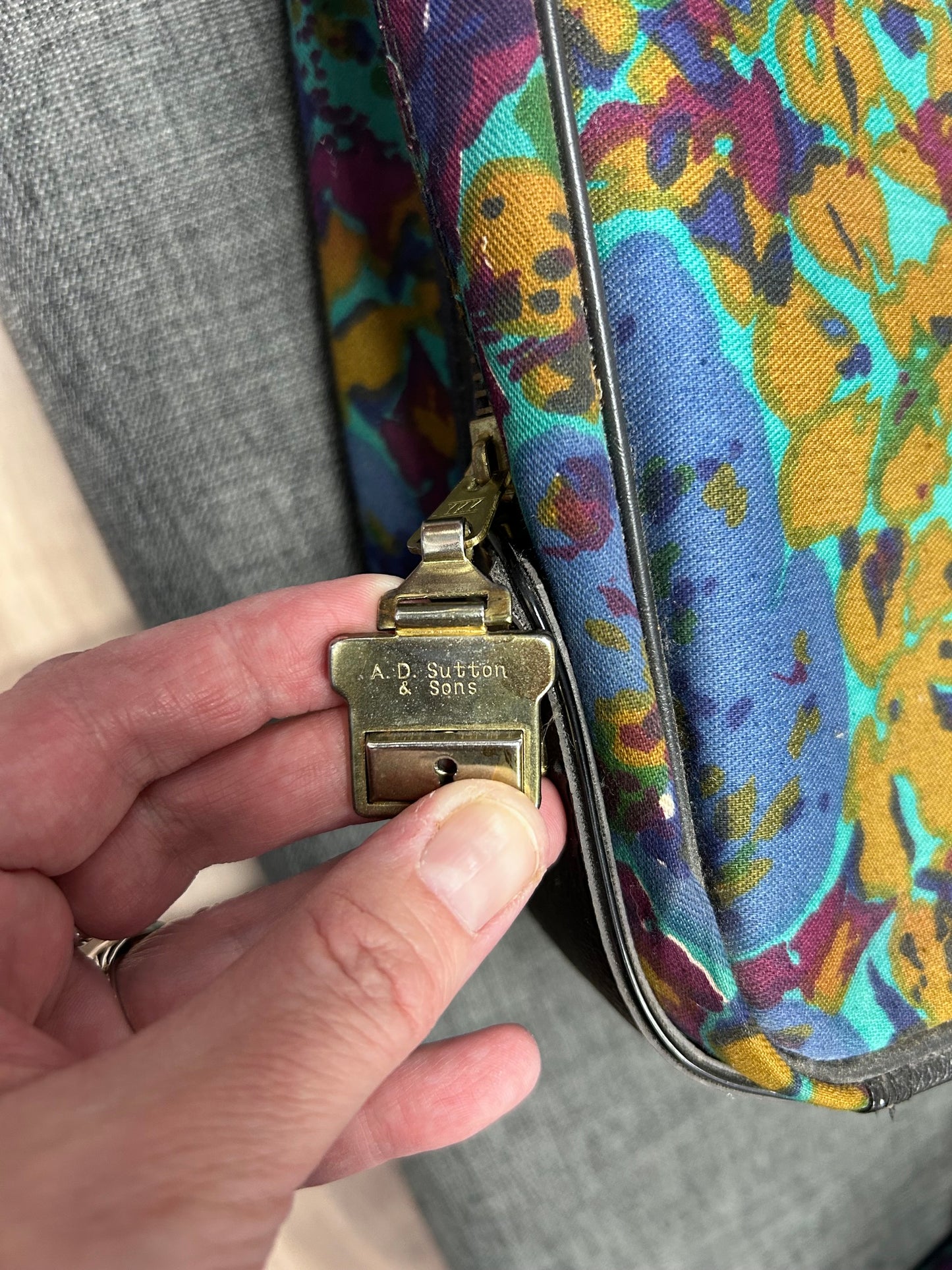 Luggage: A.D. Sutton & Sons 60's Butterfly/Mushroom Luggage Set (Second Chances)