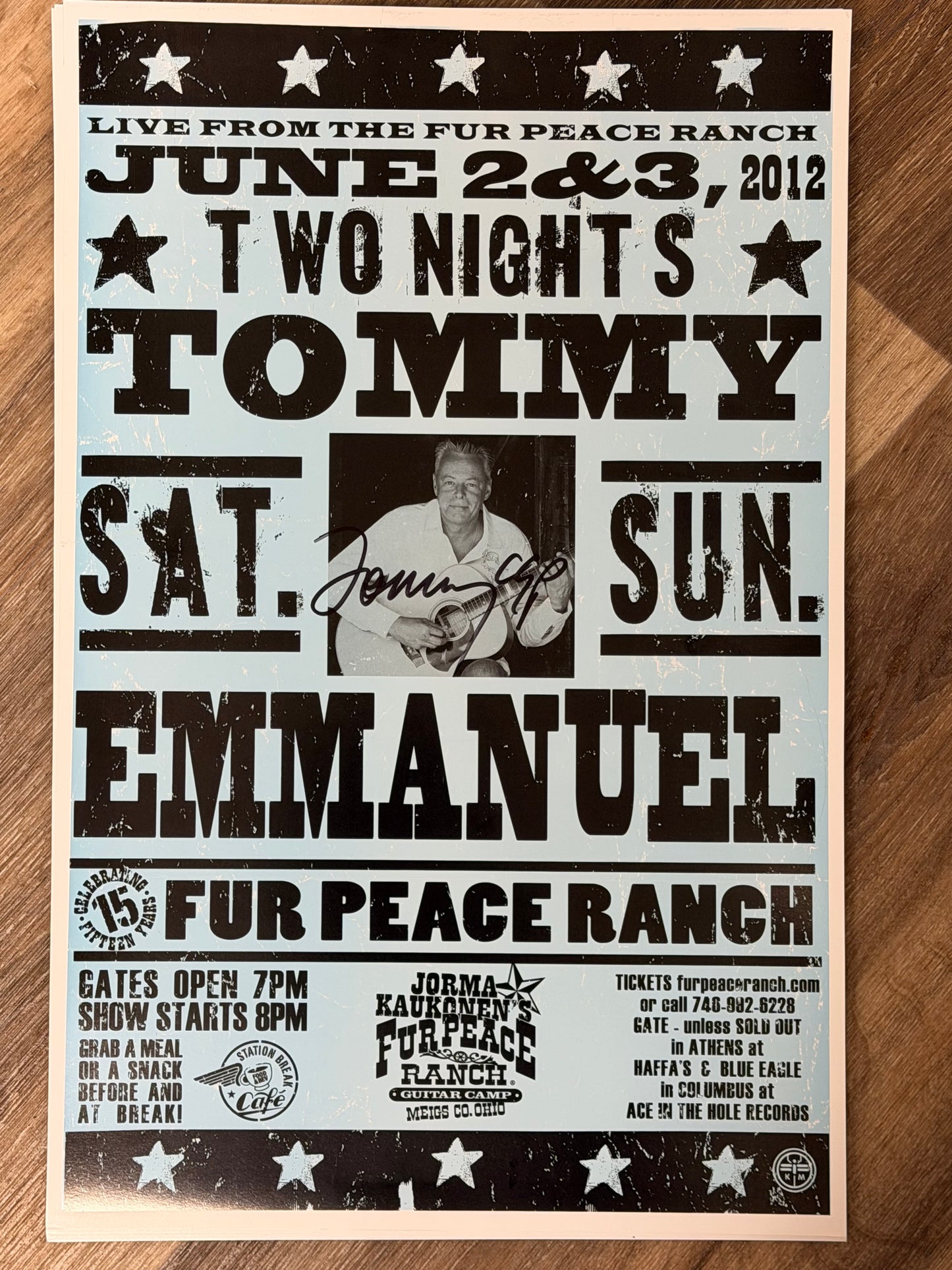 FPS - 06/02/2012 & 06/03/2012 Tommy Emmanuel (SIGNED)
