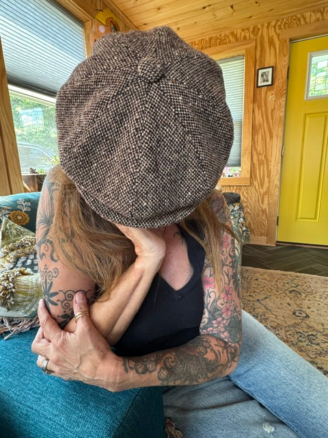 Hat: Vintage Tweed Driving Cap