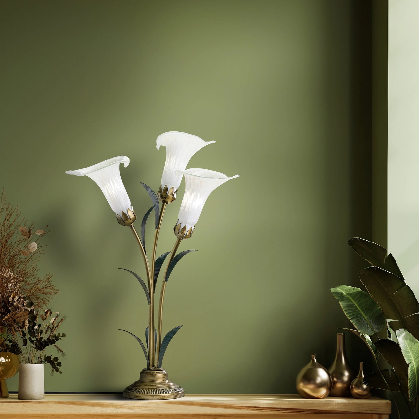Lamp: Calla Lily Table Lamp/Hand Blown Glass (Two colors)