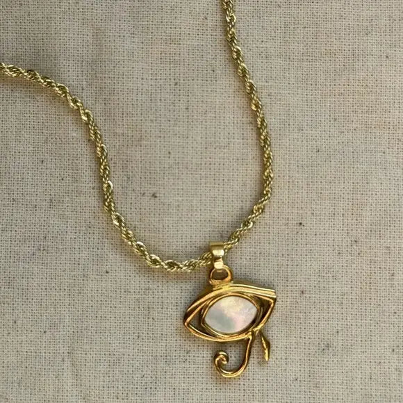Necklace: Eye of Horus