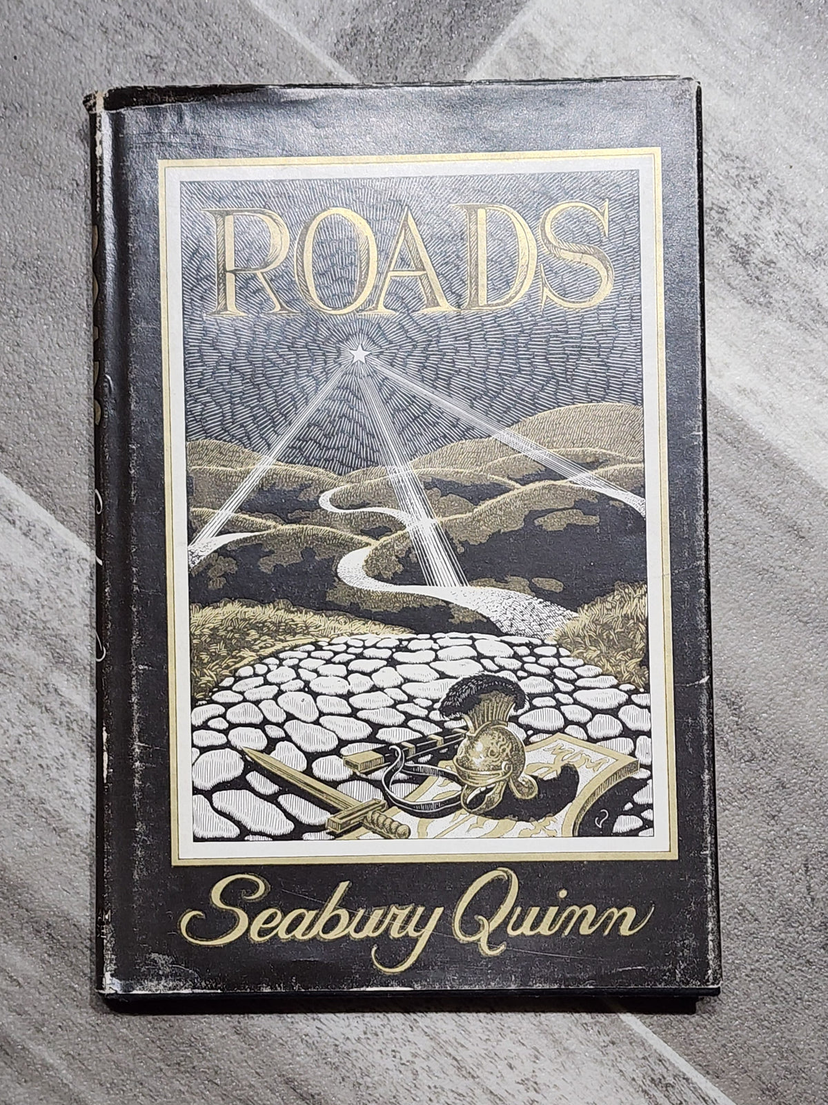 Book: Roads - Seabury Quinn
