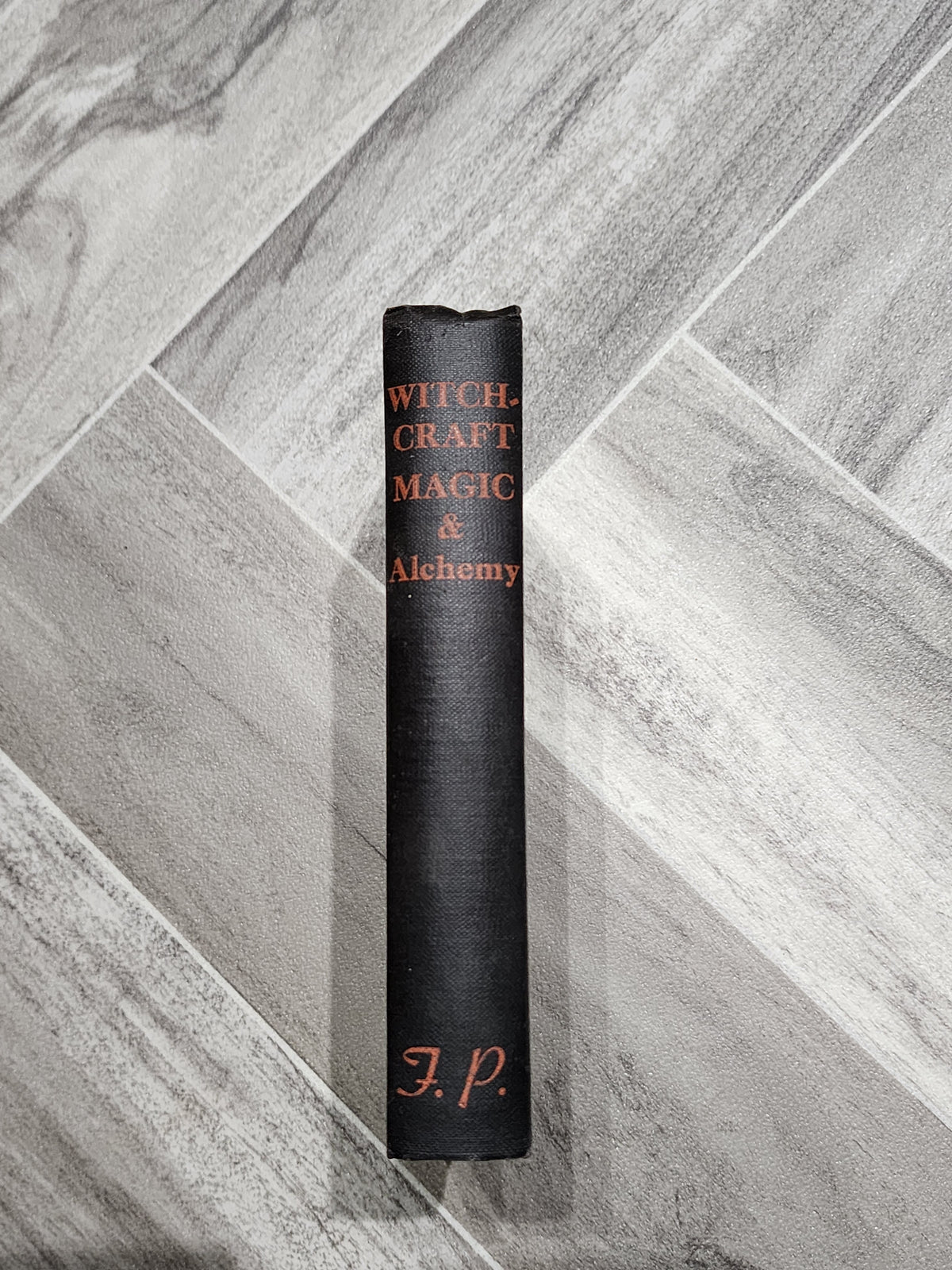 Book: Witchcraft, Magic and Alchemy - Emile Grillot de Givry