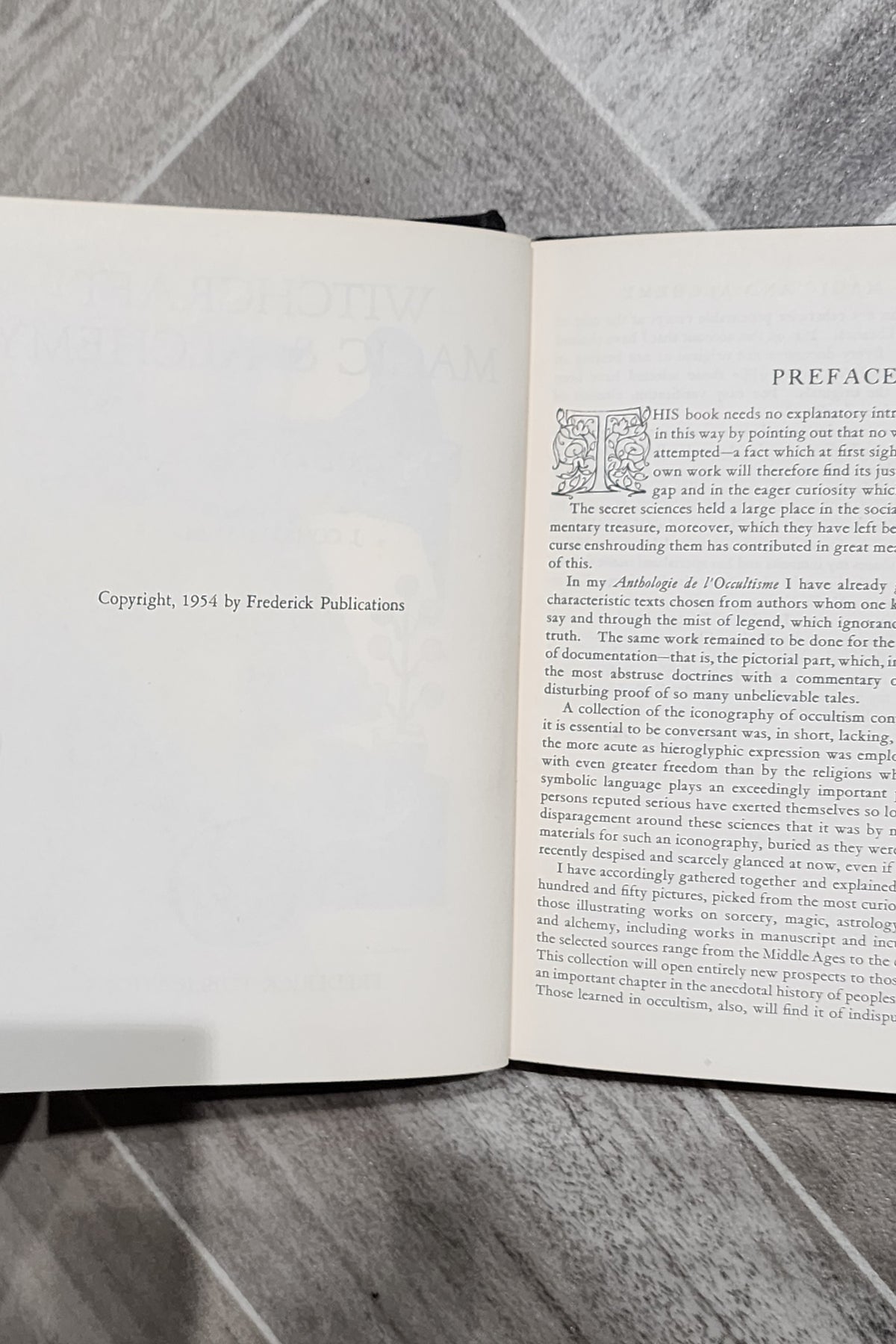 Book: Witchcraft, Magic and Alchemy - Emile Grillot de Givry