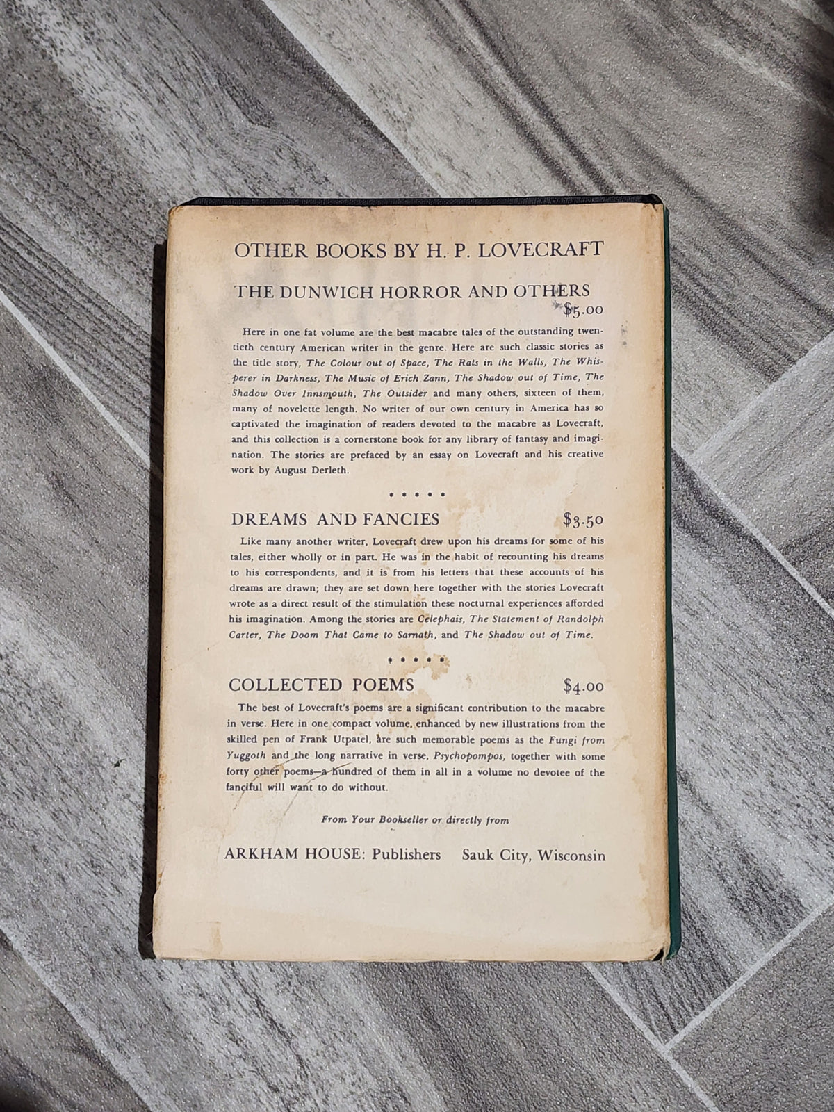 Book: At the Mountains of Madness and Others - H.P. Lovecraft