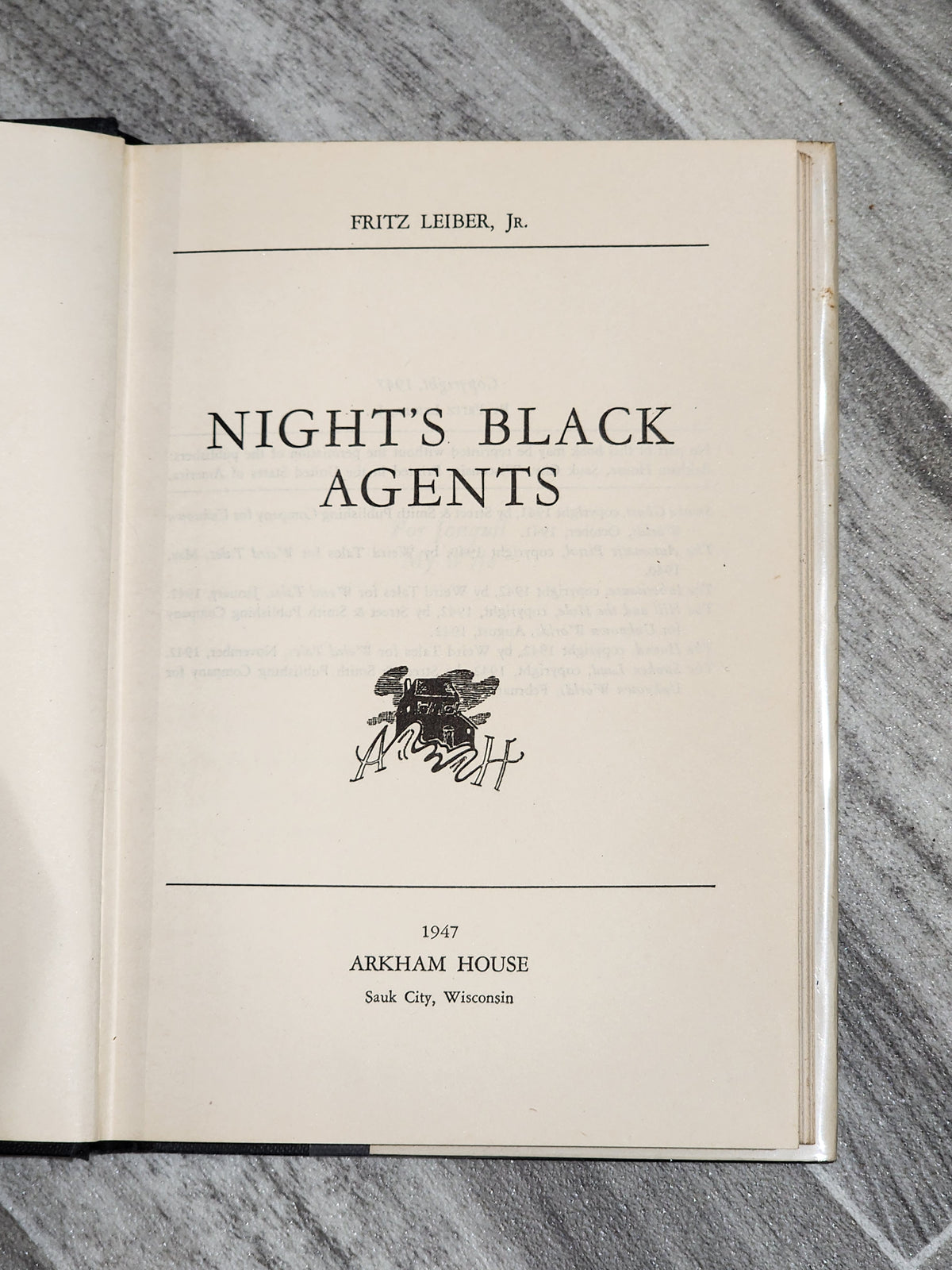 Book: Nights Black Agents - Fritz Leiber JR.