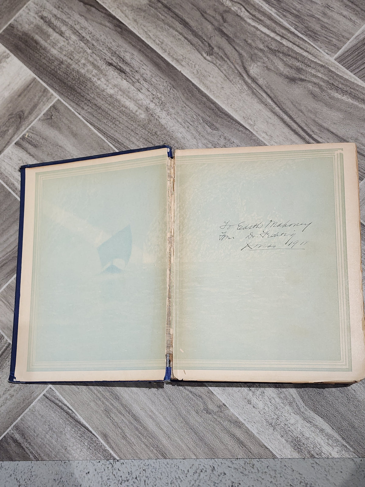 Book: A Wonder Book and Tanglewood Tales - Nathaniel Hawthorne