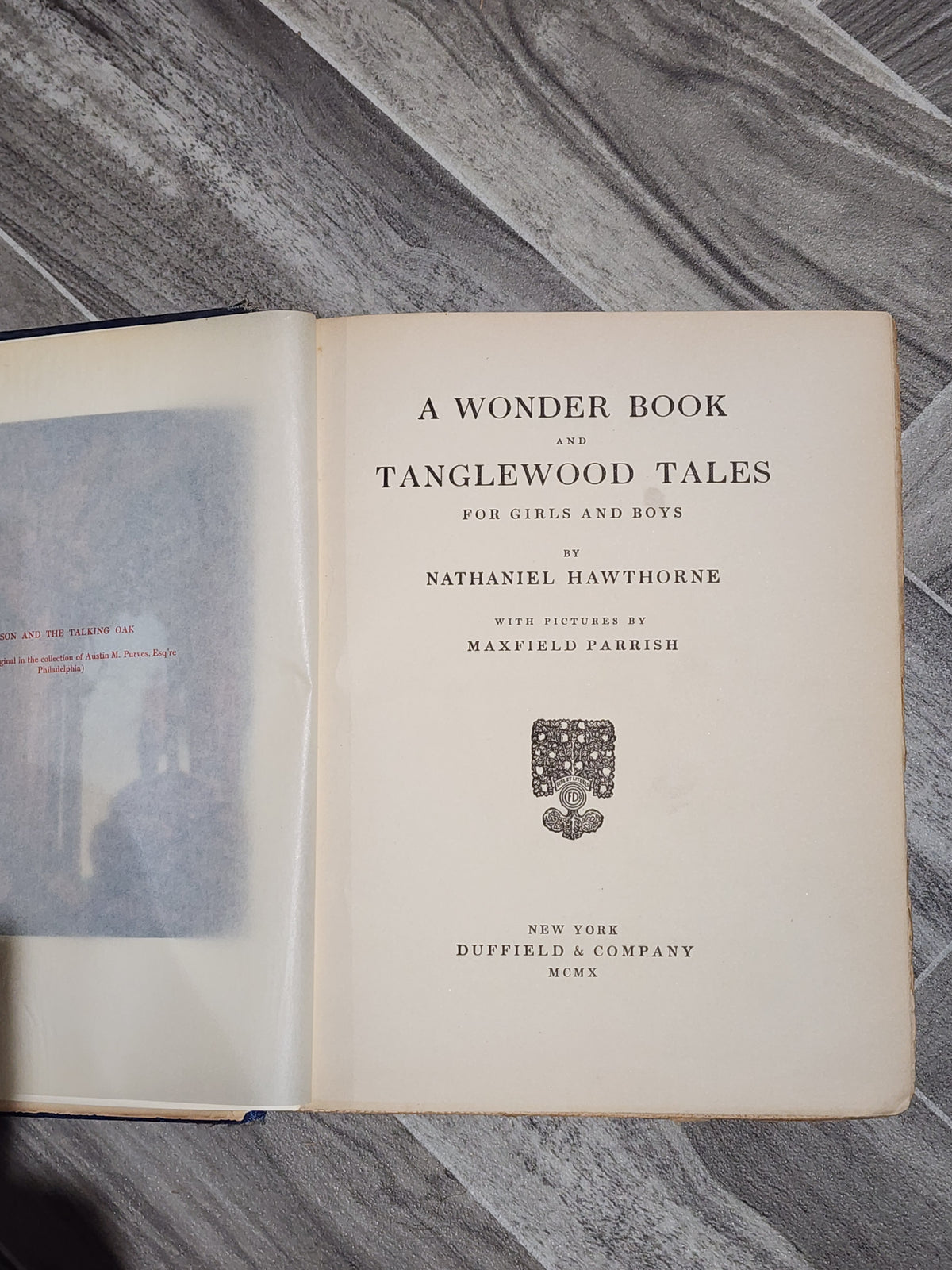 Book: A Wonder Book and Tanglewood Tales - Nathaniel Hawthorne