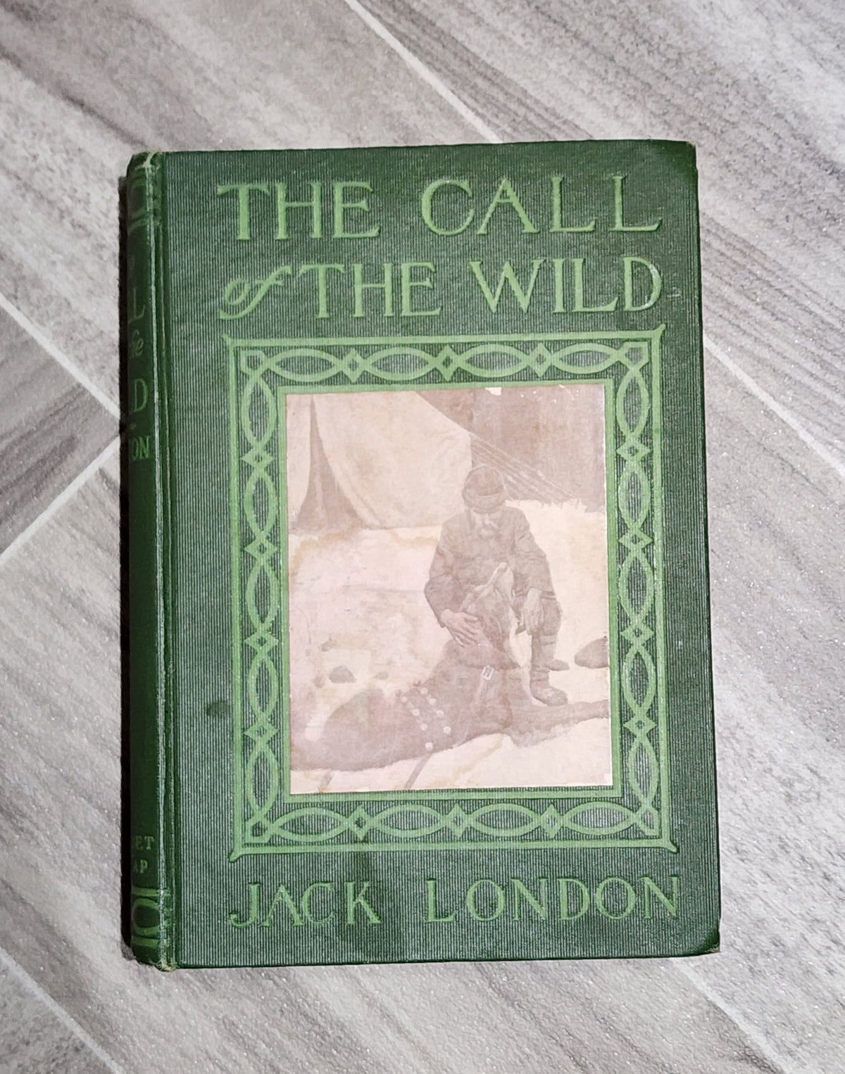 Book: The Call of The Wild - Jack London