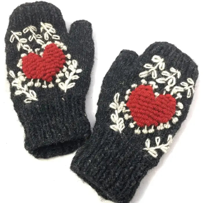 Gloves: Embroidered Heart Fingerless