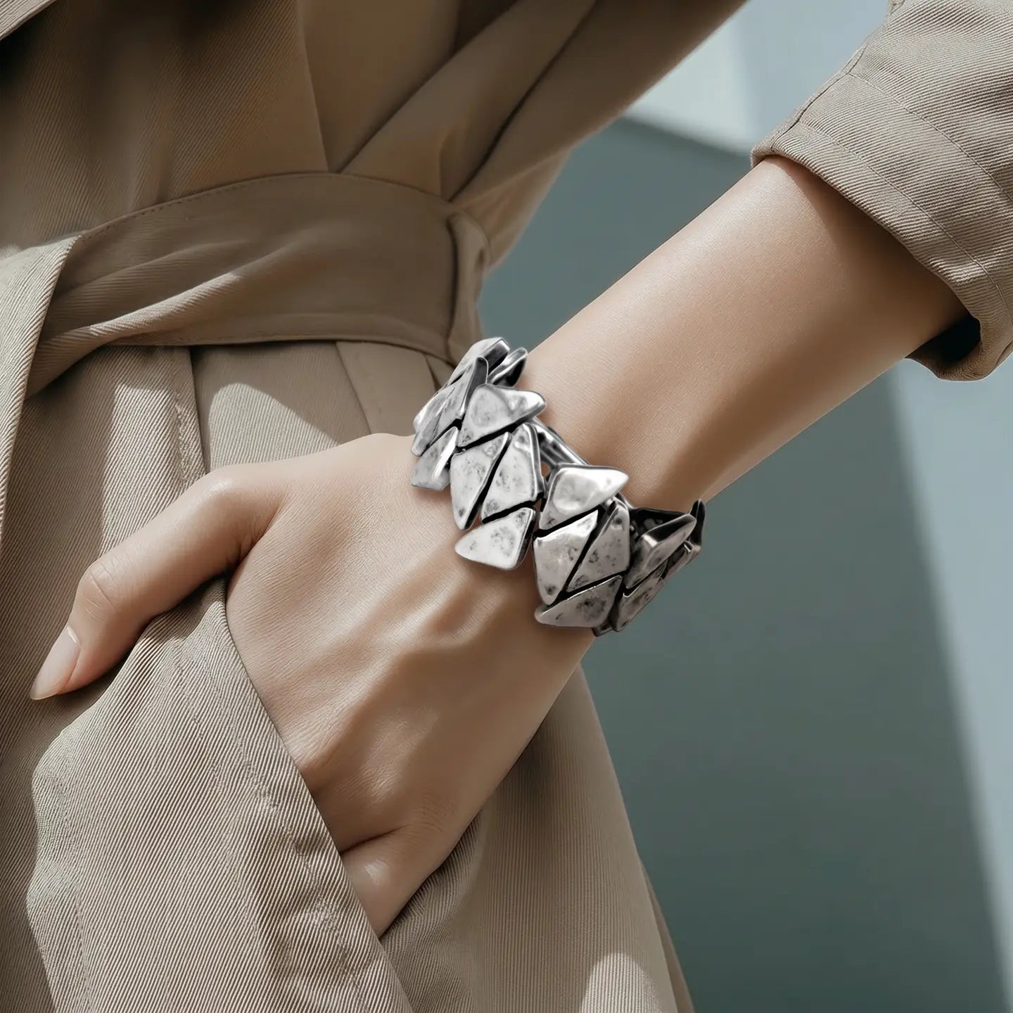 Bracelet:Triangle Stretch