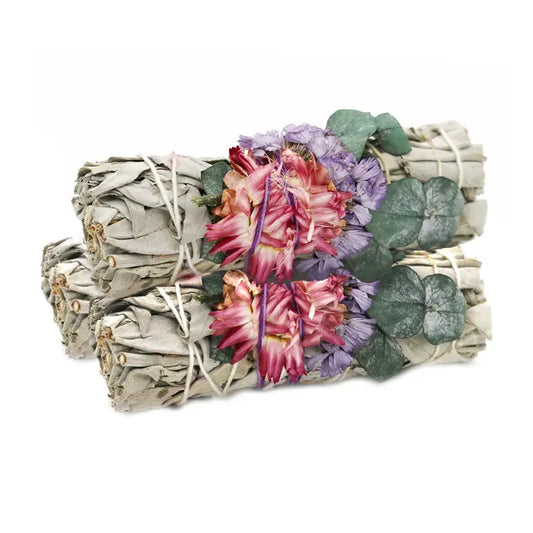 Sage: White Sage with Eucalyptus & Flowers