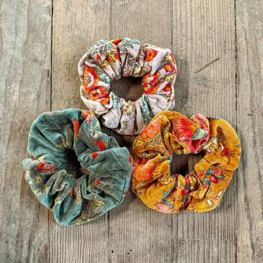 Scrunchies: Velvet Floral