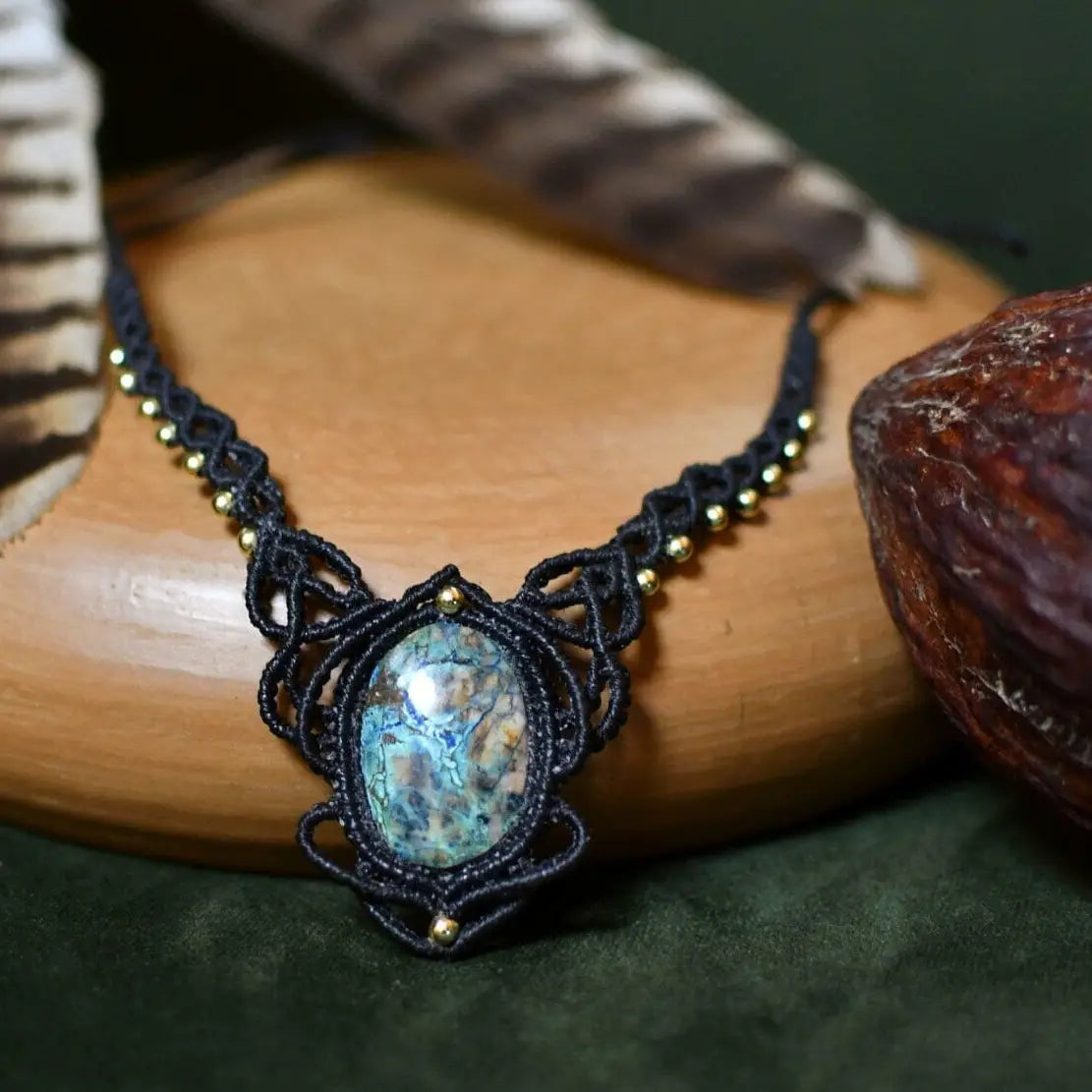 Necklace: Macramé Choker