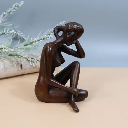 Statue: Handmade Women Decorative Statue