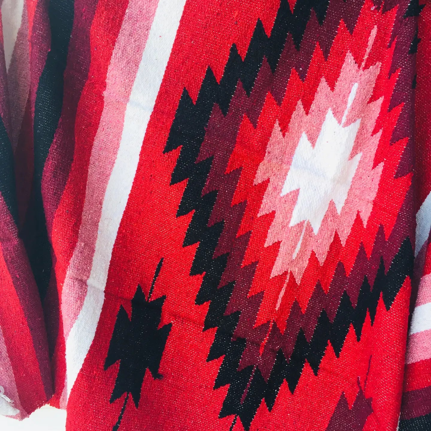 Blanket: Heartbreaker Diamond Throw