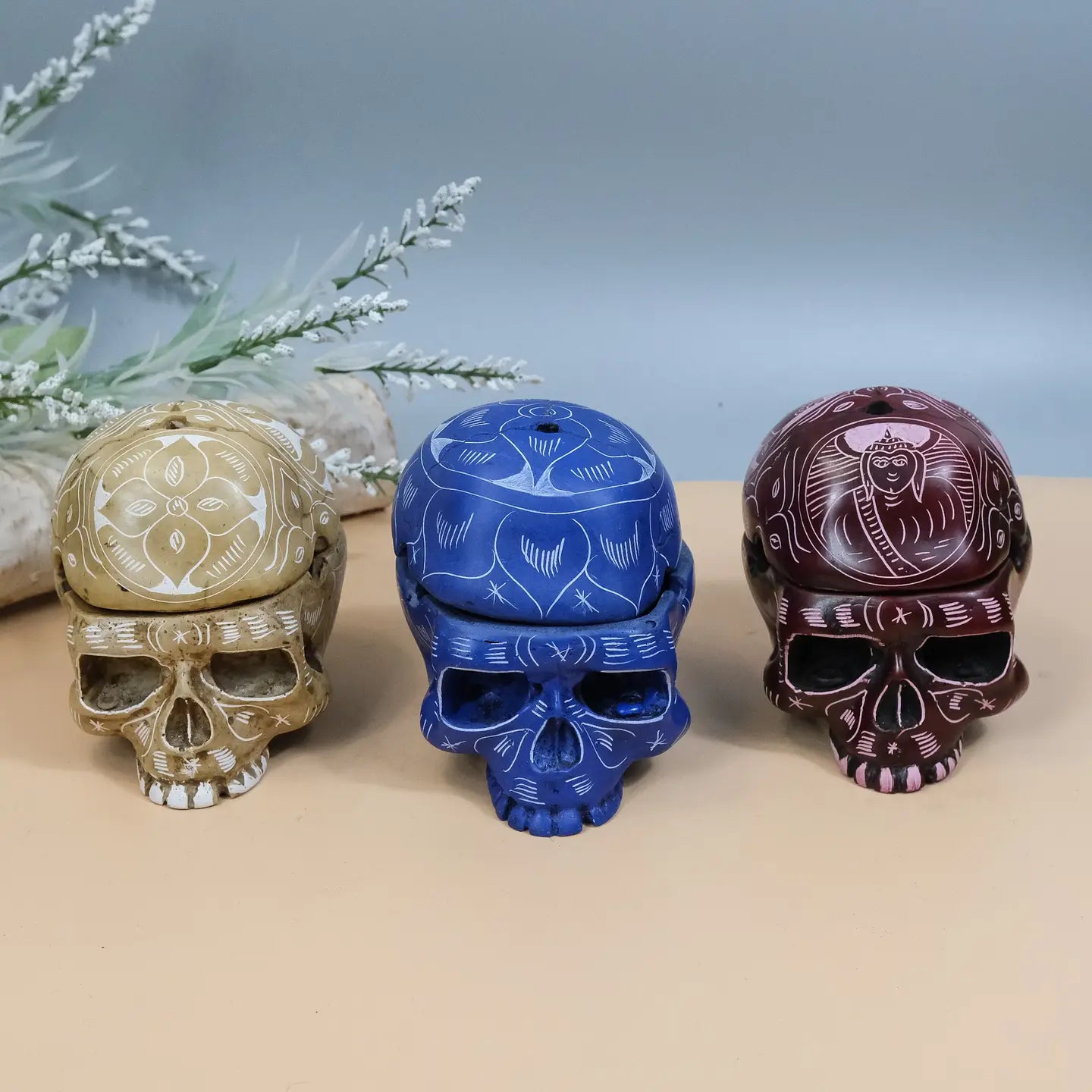 Box: Handmade Resin Skull Storage Box (Various Colors)