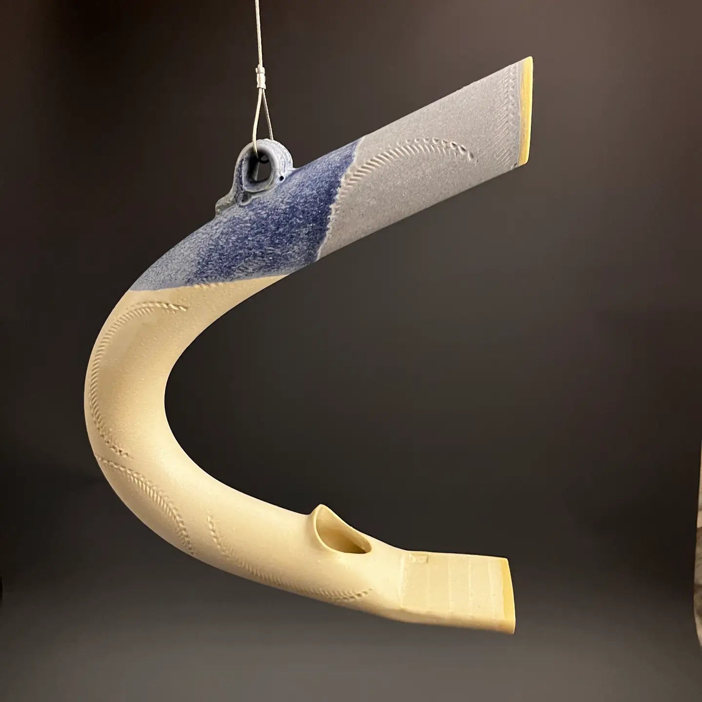 Bird Feeder: Curved Clay (Three Colors)