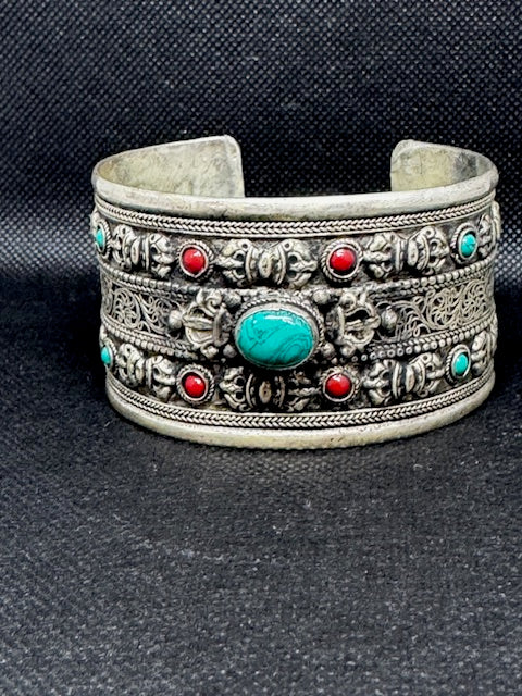 Bracelet: Bohemian Handmade Cuff Bracelet