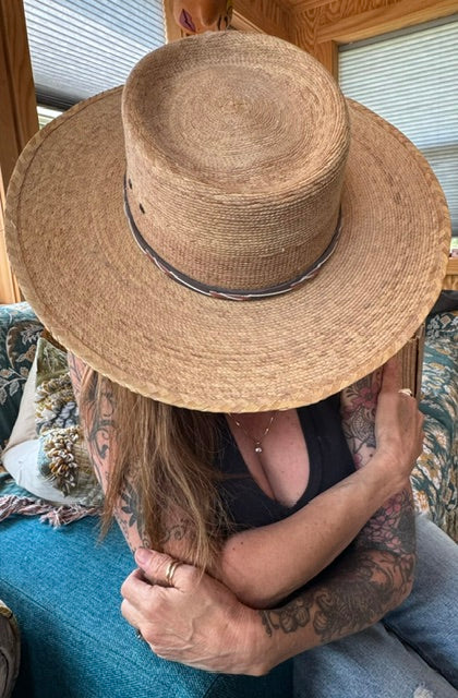 Hat: Vintage flat top straw hat with hat band (preloved)