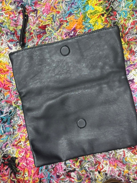 Purse: Sole Society Leather Clutch (Second Chances)