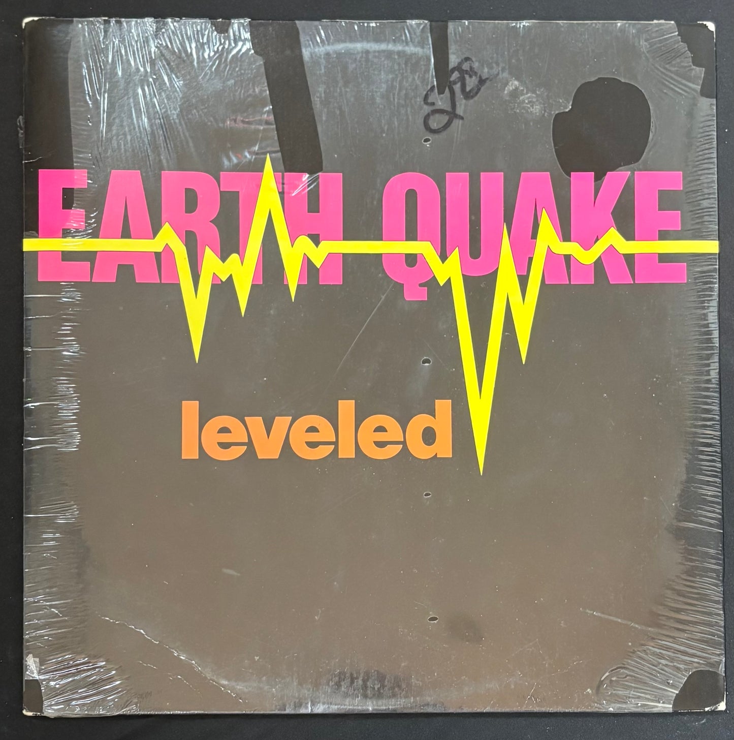 Earth Quake - Leveled (JH)
