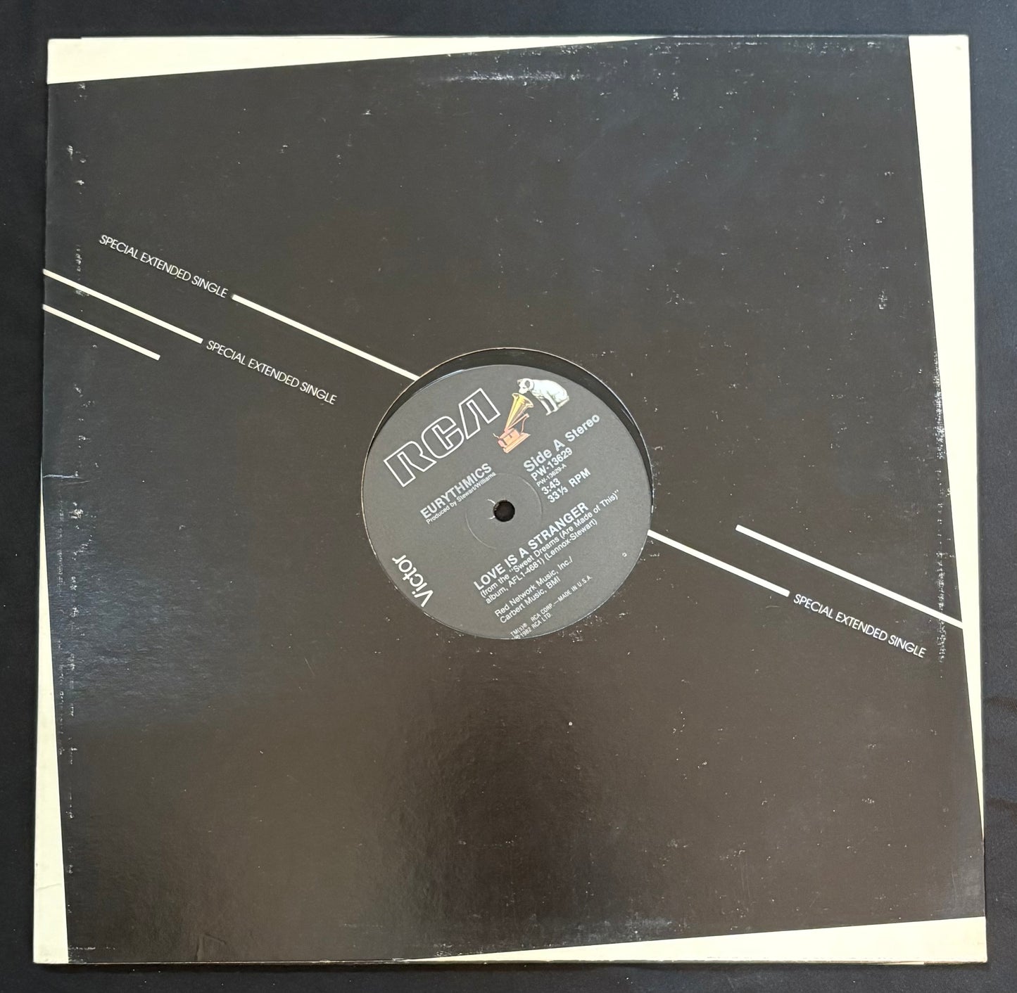 Eurythmics - Love is a Stranger  (JK)