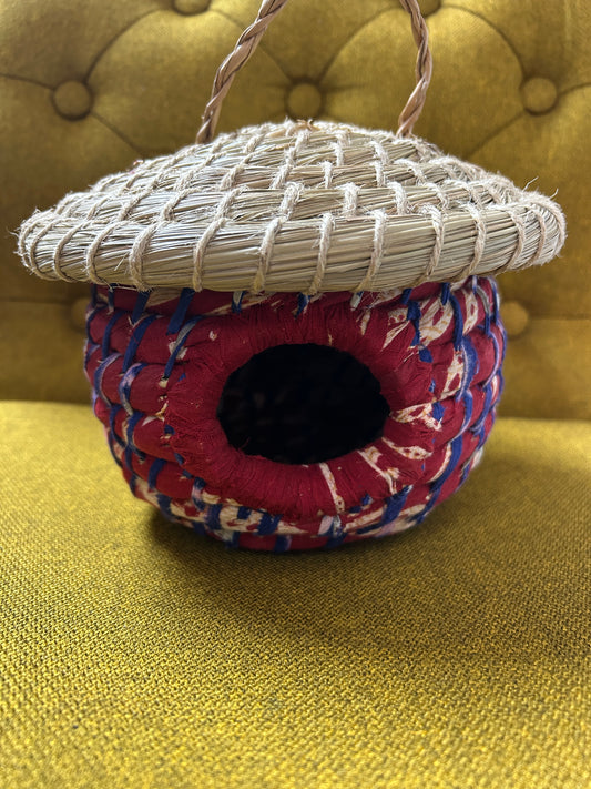 Birdhouse: Acorn Sari (Two Color)