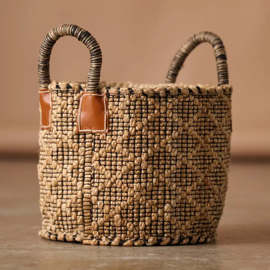 Basket: Jute Handled Basket