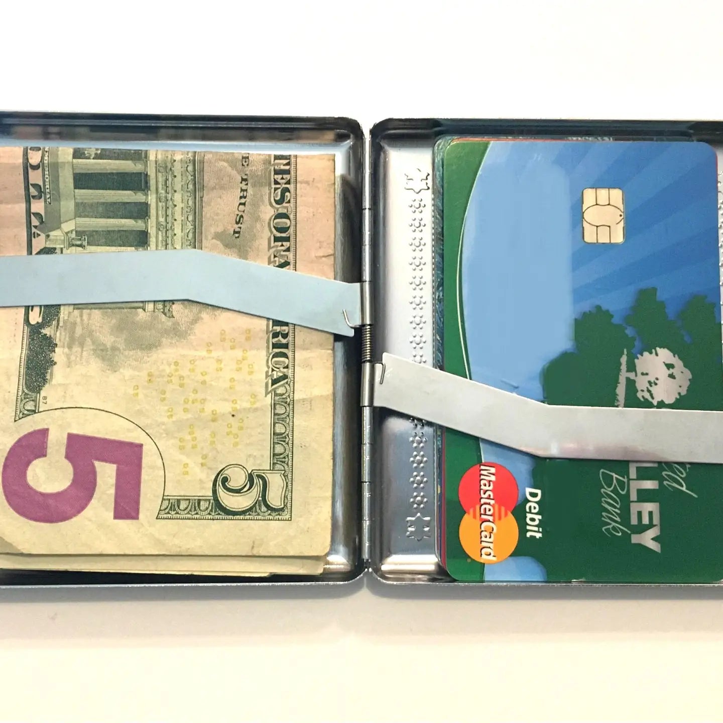 Cigarette Case: Alice in Wonderland