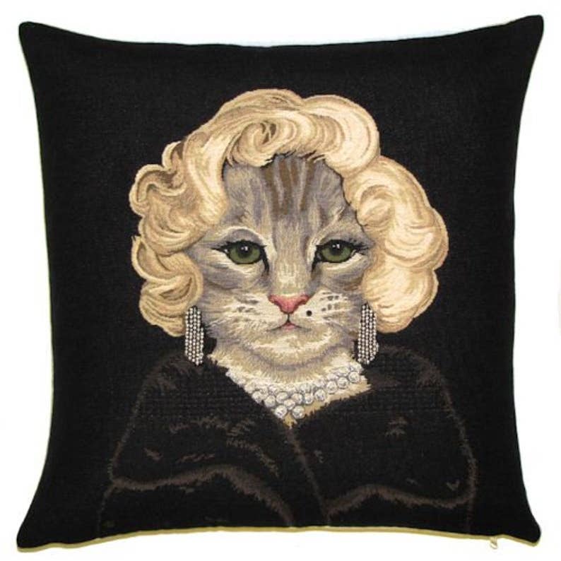 Pillow: Marilyn Monroe Cat Portrait