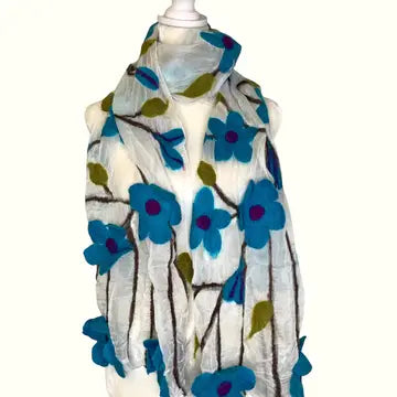 Scarf: Turquoise Blossoms