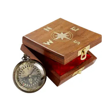 Compass: True North with Case