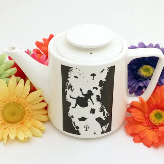 Teapot: Alice in Wonderland