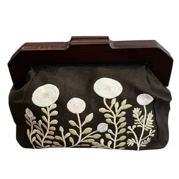 Clutch: Embroidered Floral