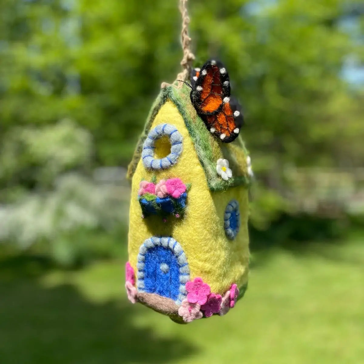 Birdhouse: Monarch Cottage