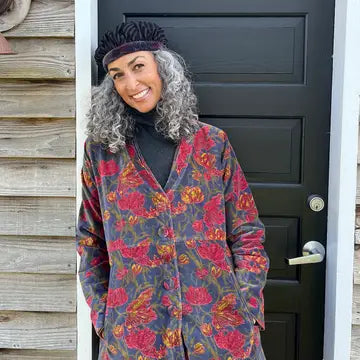 Jacket: Velvet Red Tulips