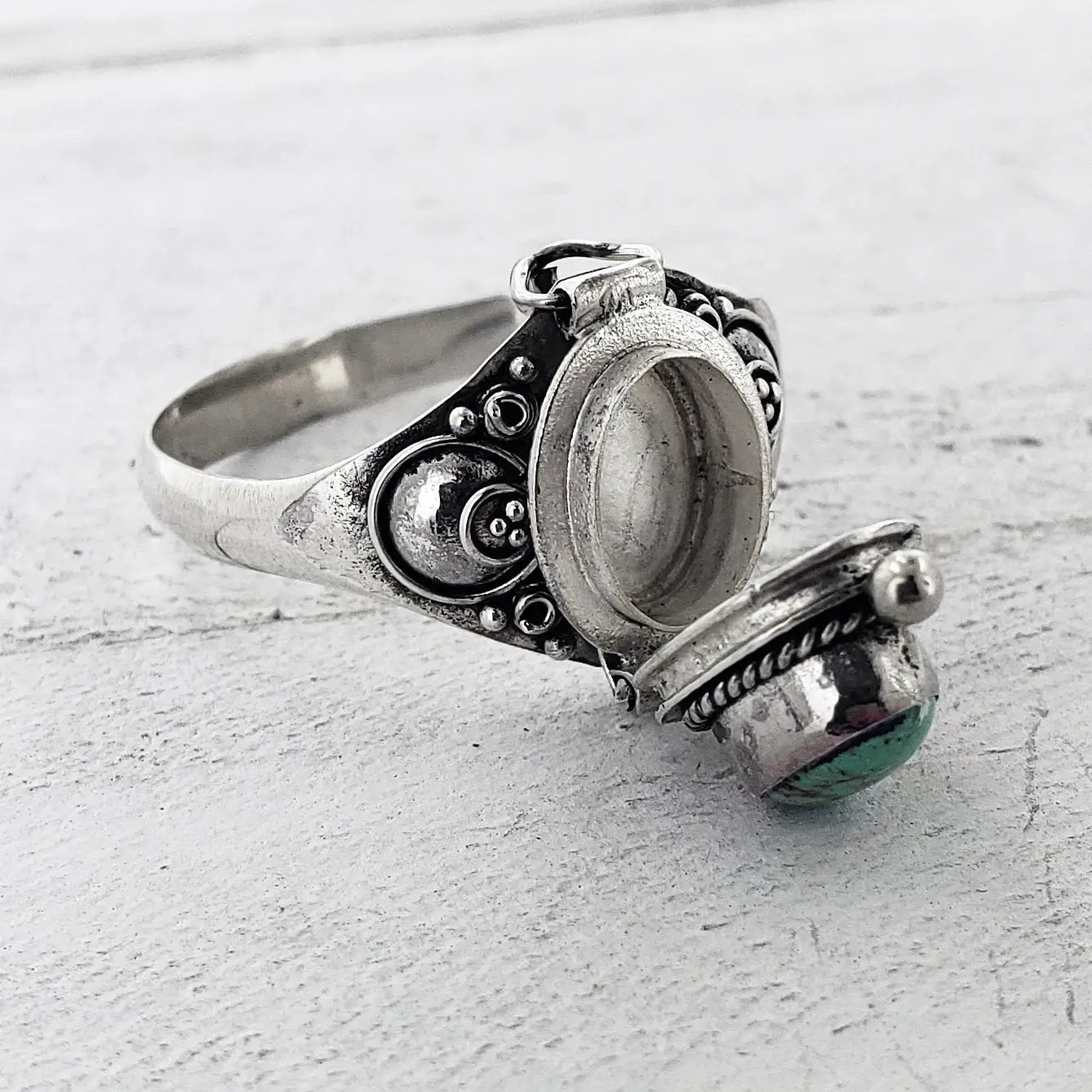 Rings: Poison Ring - Turquoise & Silver